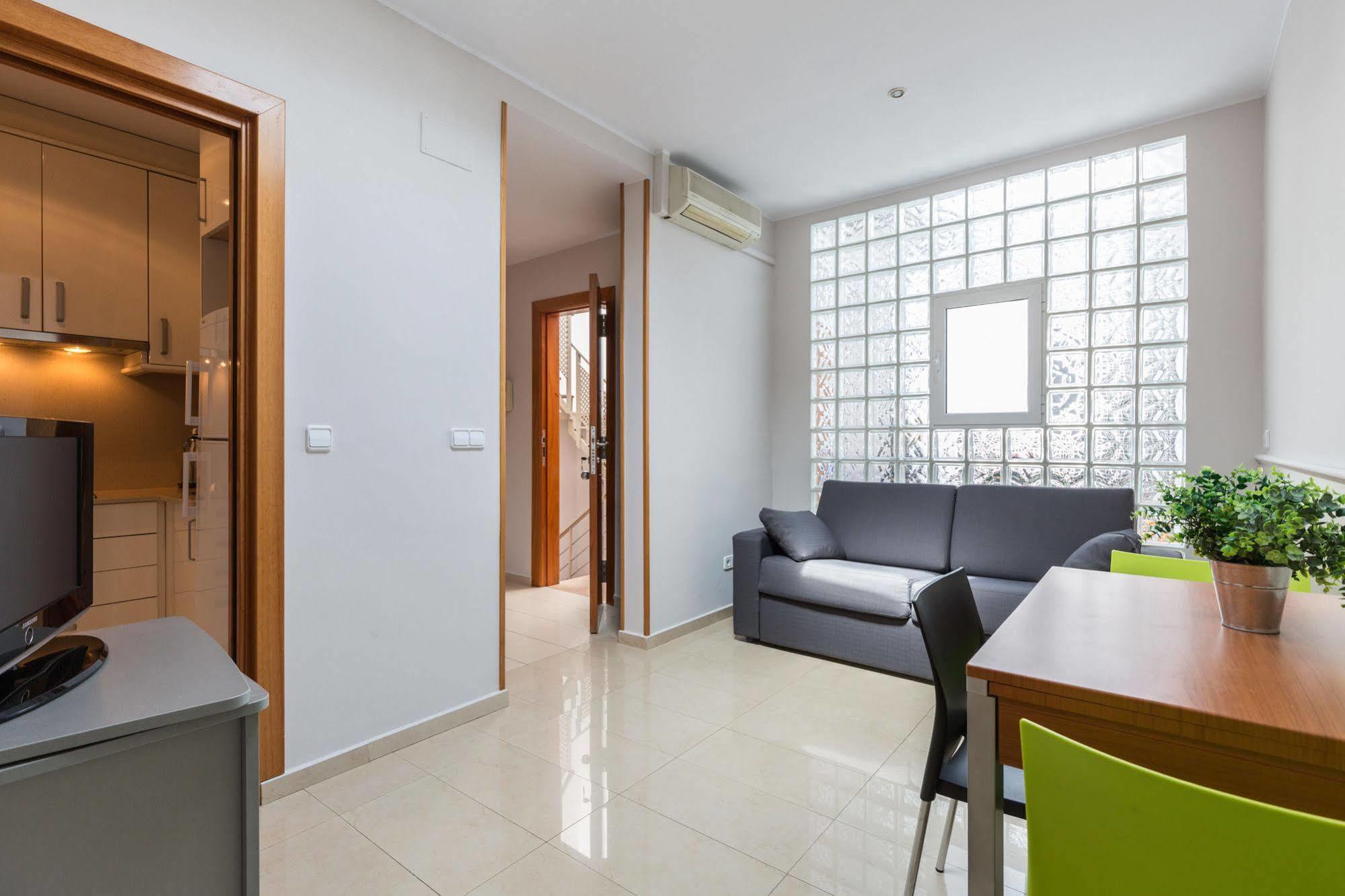 Lodging Apartments City Center-Eixample Barcelone Extérieur photo